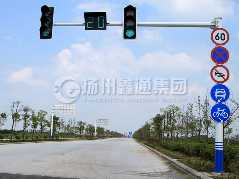 XHDG-036，八棱錐形信號燈桿